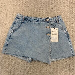 Zara Light Blue Denim Skort with Button Front